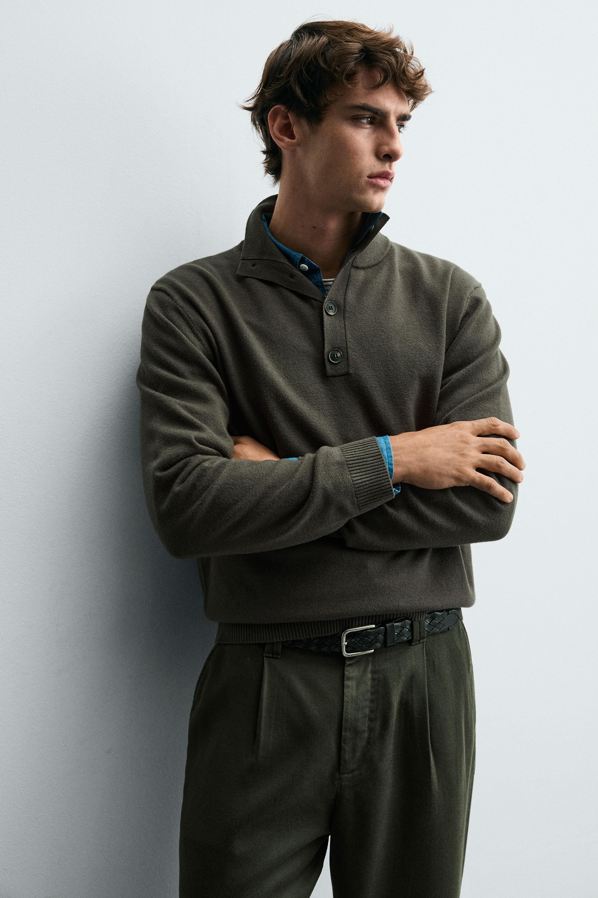 MOCK NECK BUTTON SWEATER